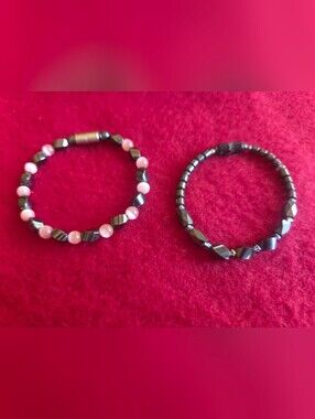 Set of Two Beaded Magnetic Bracelets - Black & Pink
